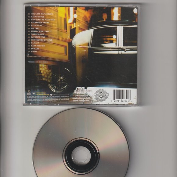 Dixie Chicks Taking the Long Way CD (c) 2006 - Picture 2 of 2